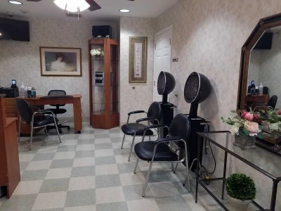 God Bless Unisex Salon