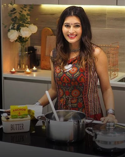 Nisha, Delhi