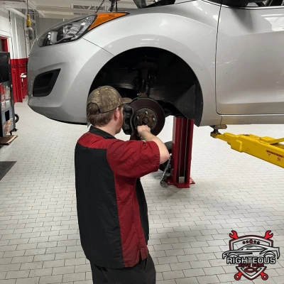 Raeeni Auto Service Center