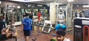 FITNESS FREAK GYM logo