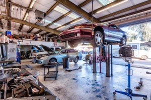 Hi-tech autoworkshop logo