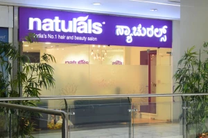 Naturals Salon, Hyderabad logo