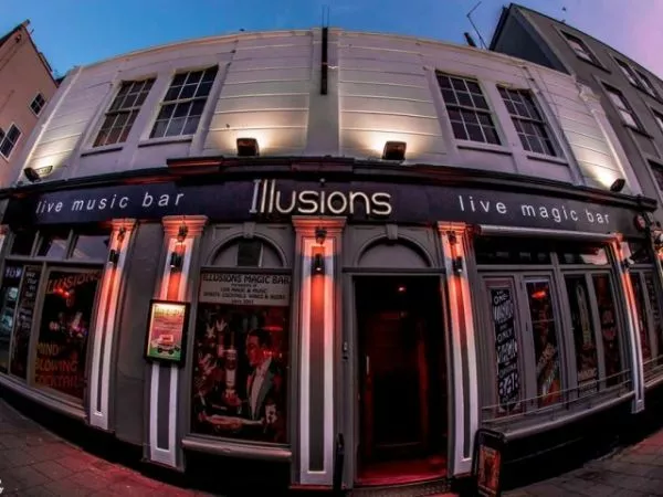 Illusion Bar Velvet Clarks Exotica