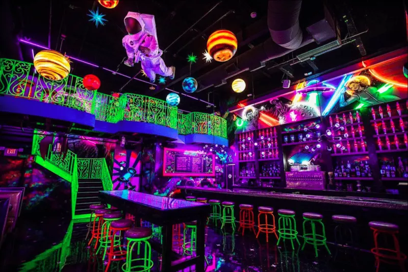 Space Brunch & Bar