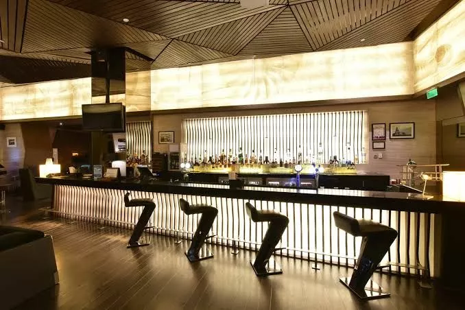 Get 25% Discount at The Hangar Lounge & Bar, Aerocity, Delhi
