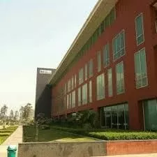 "Tech Mahindra – Transforming Businesses with Innovative IT Solutio