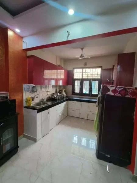 "Affordable 3BHK Flat for Sale: 900 ft², 2 Baths Near Dwarka Mor Metro, Delhi"